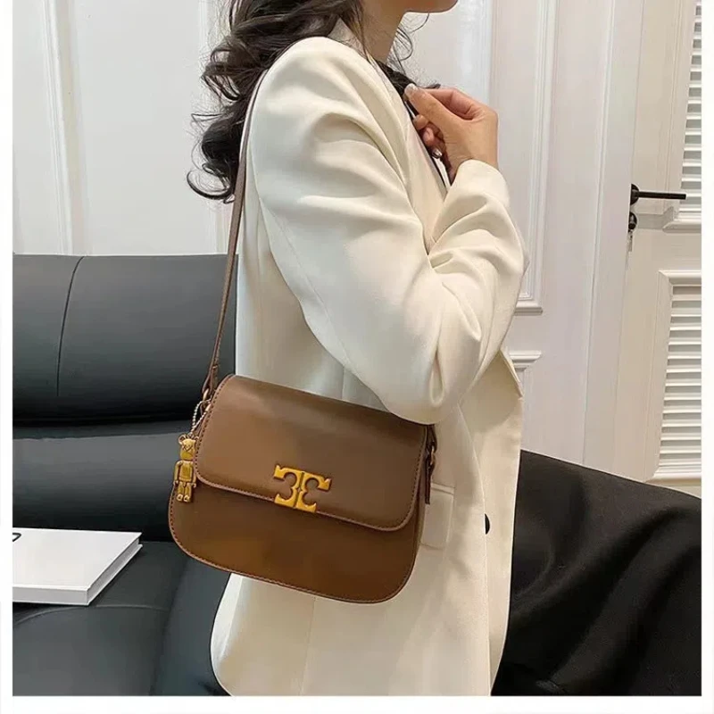 Dámska taška na rameno Pu kožená módna reťaz Crossbody Malé štvorcové tašky Luxusný dizajnér Značka kabelky dám