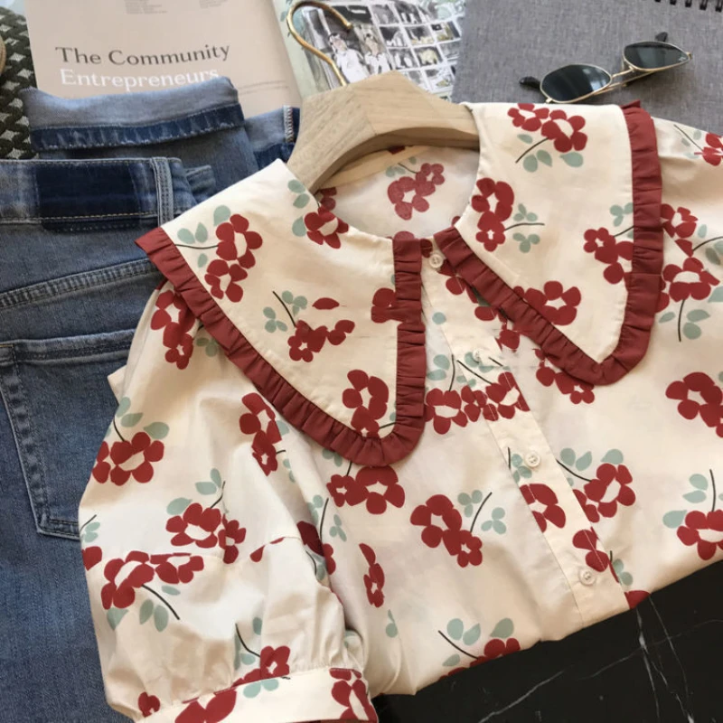 Dámske letné nové šifónové blúzky Sladké roztomilé roztomilé bábiky Patchwork Ruffles Vytlačené voľné košele s krátkym rukávom