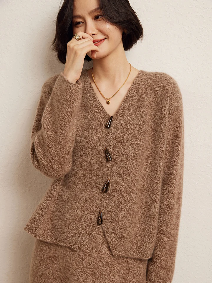 Dámsky Bull Horn Button V-krk Cardigan 100% Kozí kašmír