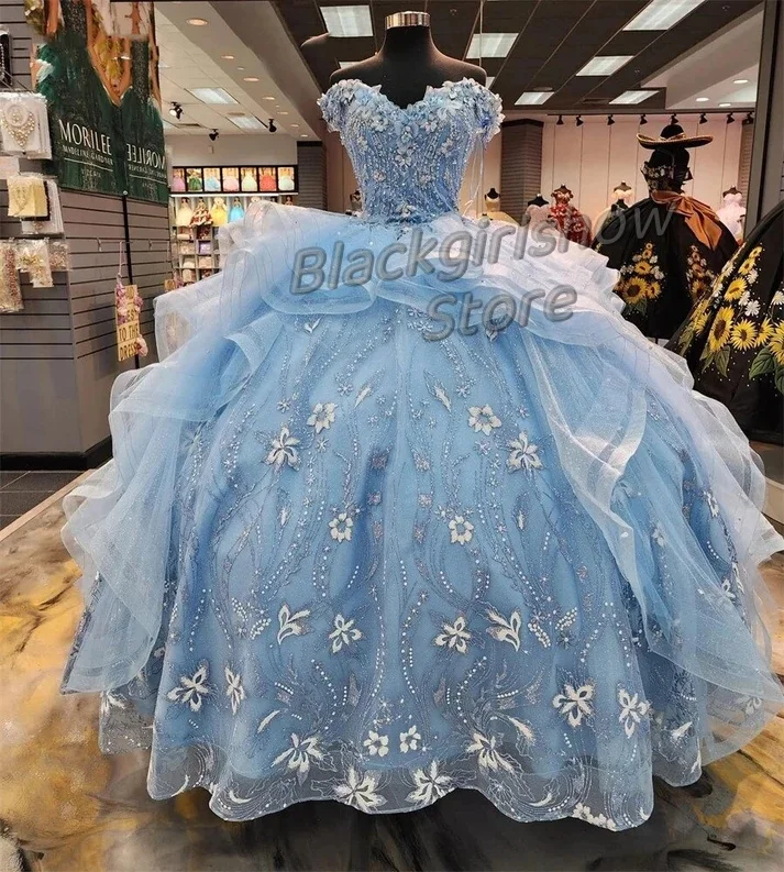 Eelgant Sky Blue Lace Lace Quinceanera Šaty pre dievčatá mimo ramenných korálkov