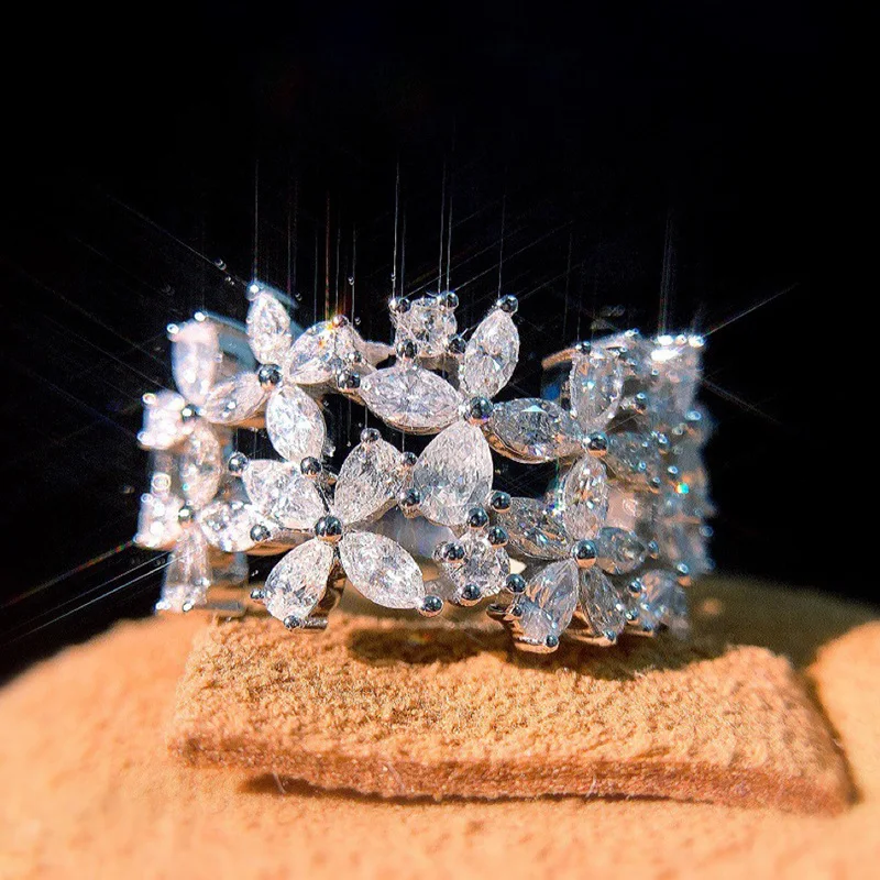Elegantné kvetinové laboratórium Diamond Ring 925 Sterling Silver Engagement Wedding Band Rings pre ženy svadobné drahokamy jemné párty šperky