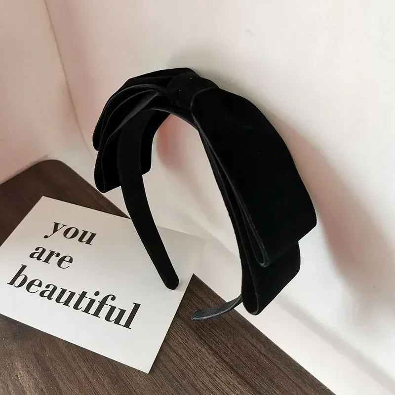 Elegantné Velvet Bow Bramie Hairband pre ženy Kórejské retro čelenka Dievčatá Vintage Hoop pre sviatočné večierky Kaderné kapely doplnky