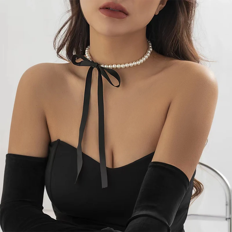Elegantné čierne zamatové stuhy Bowknot Choker náhrdelník pre ženy