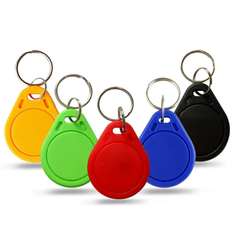 EM4305 T5577 zapisovateľné prepisovateľné duplikát RFID Tag môže skopírovať 125 kHz EM4100 ChIP Proximity Token Keyfobs Ring Card 1pcs