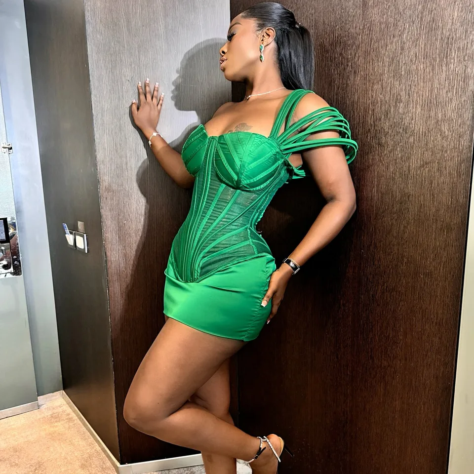 Emerald Green Sexy African Mini Women, šaty s korzetom bustierský plášť jedno rameno aso ebi krátke šaty maxi šaty maxi