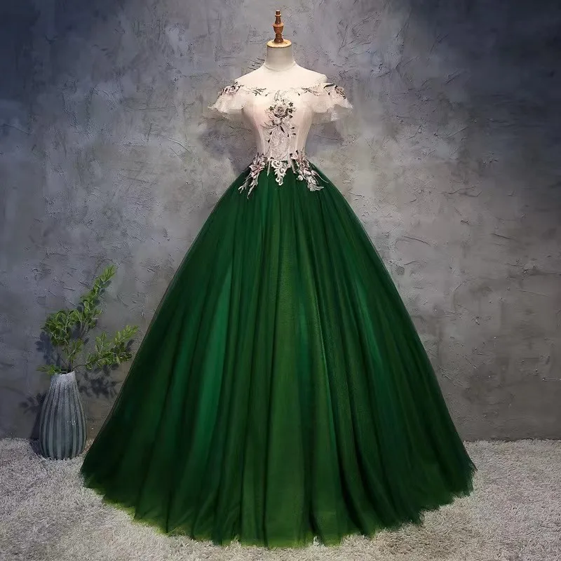 Emerald Green Sweet 15 -ročná quinceanera šaty šnurované zadné aplikácie čipky Mexické dievčatá večierky Vestidos loptičky