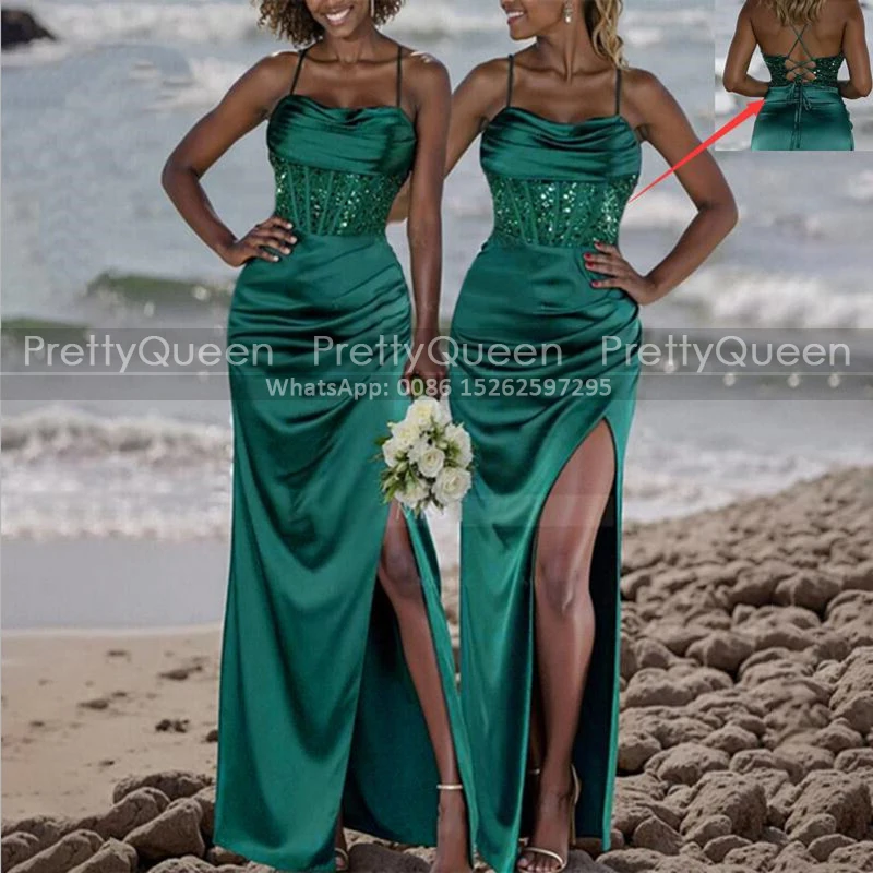 Emerald zelené flitre družičky družičky šaty Pleat Mermaid High Slit Prispôsobené špaghety remienok dlhé svadobné šaty