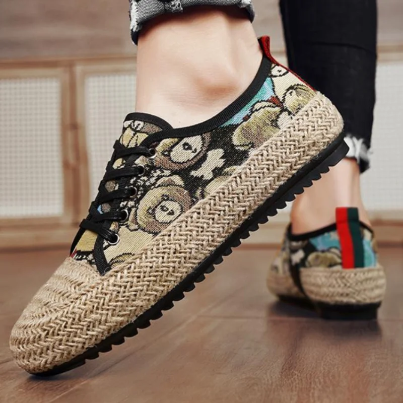 Espadrilles Man Shoe Fashion 2024 Ploché tenisky priedušná veľkosť 45 Elegantné príležitostné topánky pre mužov Kórejský štýl ponuka obuvi 44