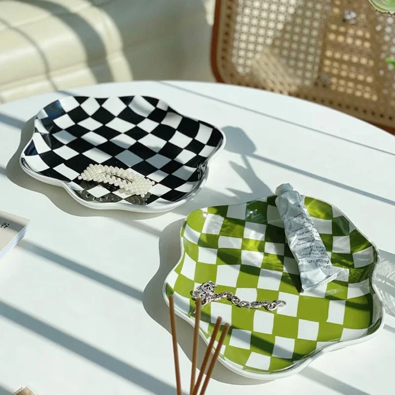 Európska šachovnica keramická doska Čierna a biela kockovaná nepravec
