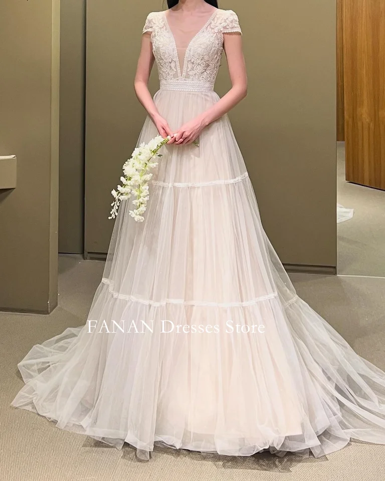 Fanan Kórea Deep V-Neck Tulle Appliques A-Line Svadobné šaty 웨딩드레스 Rukávy čiapky skladané na mieru vyrobené šaty nevesty plus veľkosť