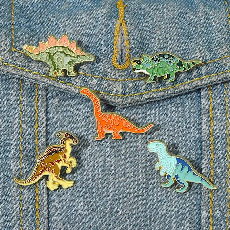 Farebné dino smaltované špendlíky vlastné Jurassic dinosaury brošny klopa odznaky karikatúry zvierací šperky darček pre deti priatelia