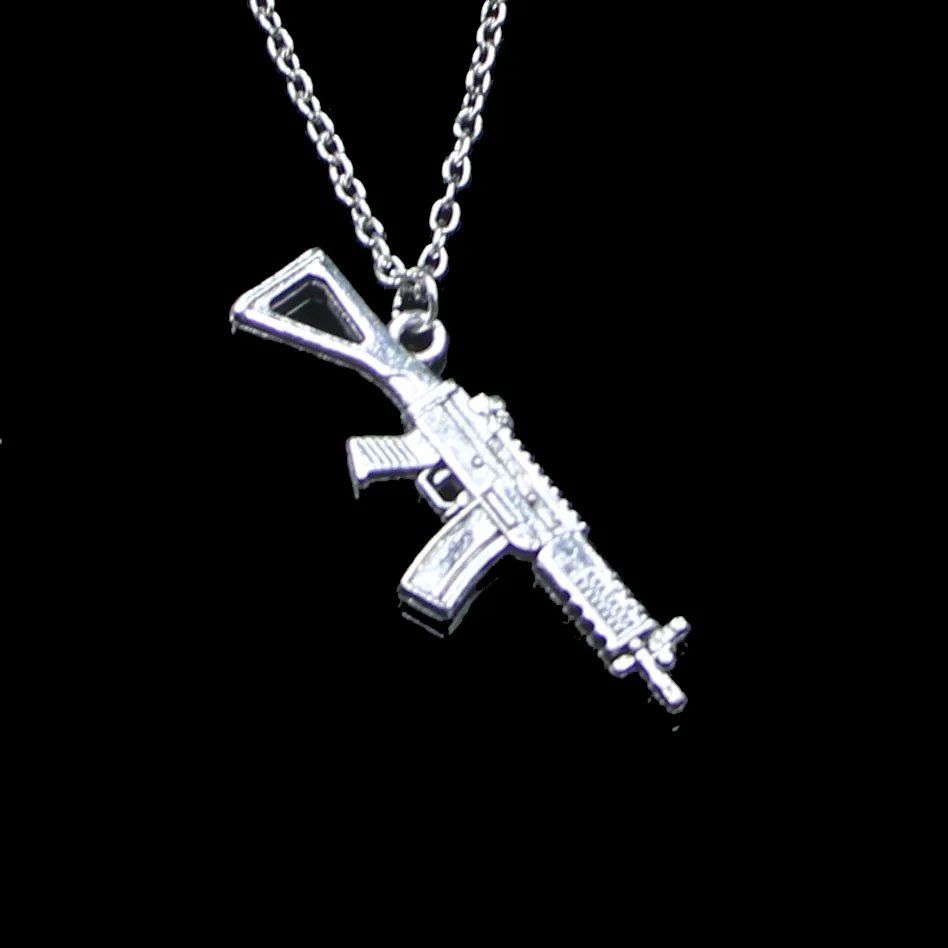 Fashion 45*13 mm guľomet útočná puška Prívesok Náhrdelník retiazka pre ženský klenotník Náhrdelník Creative Jewelry Party Gift