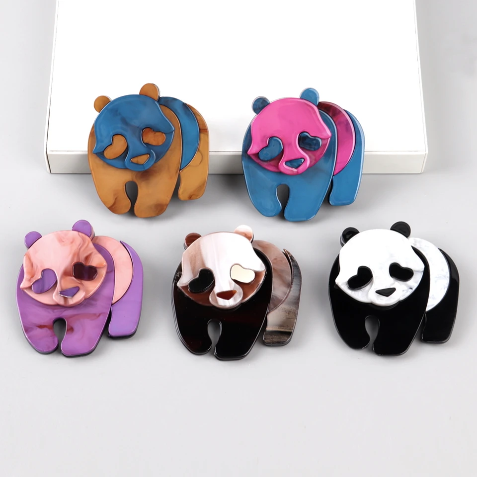 Fishsheep Lovely Acryl Multi Color Giant Panda Brošes pre ženy Funny zvieratá odznak Batohový odev brošové doplnky