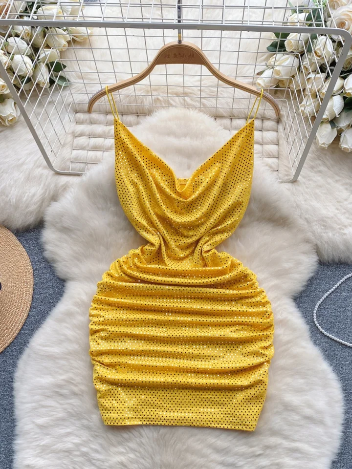 Foamlina letné ženy Shinning Flitry Sling Mini Dress 2024 Nový módny výkyvný obojok bez rukávov bez backless nočné klubové šaty