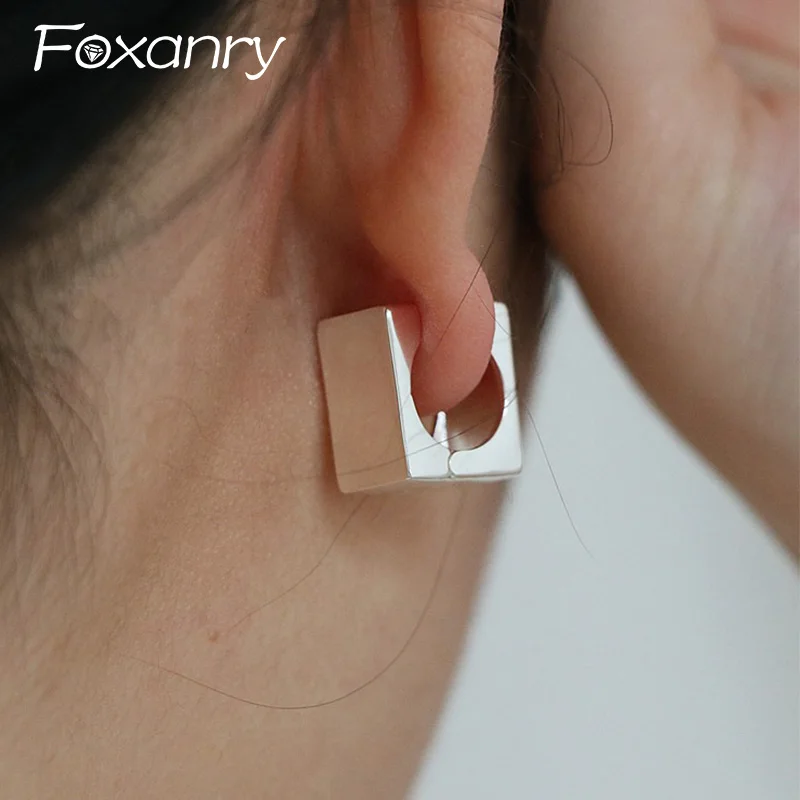 Foxanry Minimalistické strieborné farebné náušnice pre ženy Kórejské móda jednoduché štvorcové geometrické šperky na párty bránia alergiu