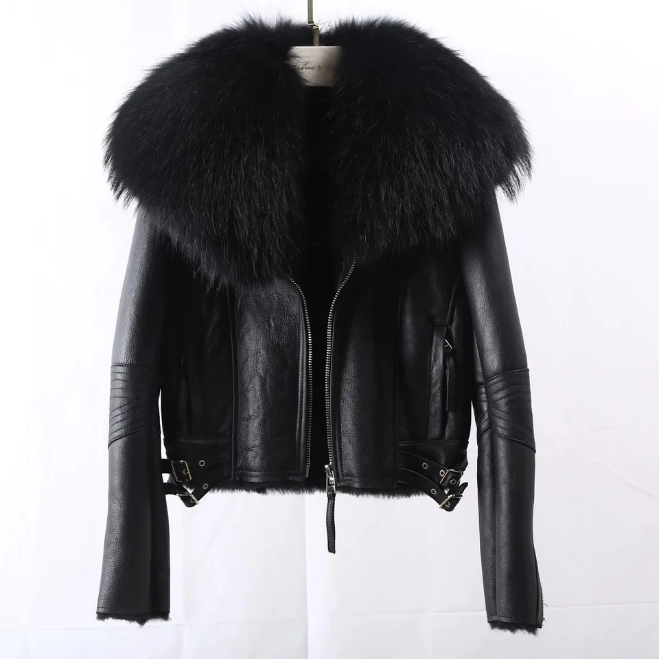Furaristokrat Real Raccoon Fur Collar Coat Originálne kožené ovčie bundy Ženy kožušinové kabáty krátky dizajn