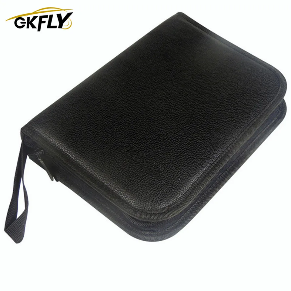 Gkfly automobil s koženým taškou na štartér