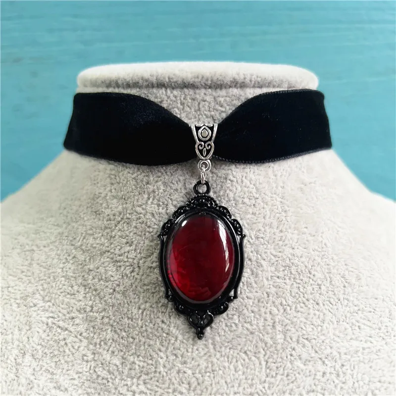 Gotická krv Cameo Charm Choker pre ženy dievčatá módne pohanské čarodejnice Doplnky