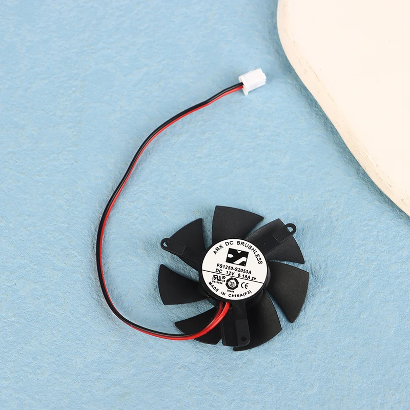 Grafika VETICKÝ VENTILÁR COLING COOLING pre HP R7 430 FD5010U12S 12V 0,22A 47 mm 39*39*39 mm 2,5pinový ventilátor chladiča