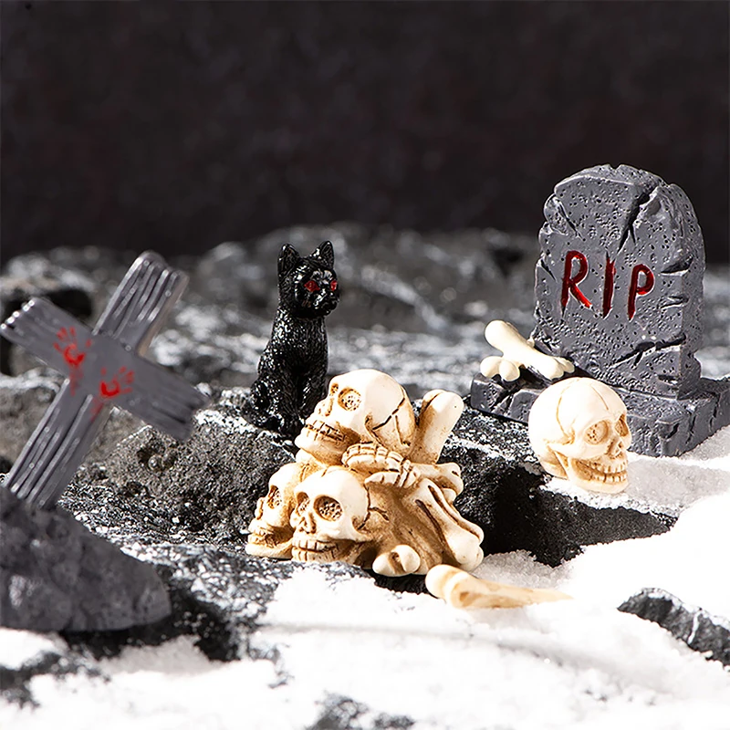 Halloween Resin Ghost Skull Tombstone Miniatúrne figúrky Dollouse Accessories Halloween Domáca stola kvetina