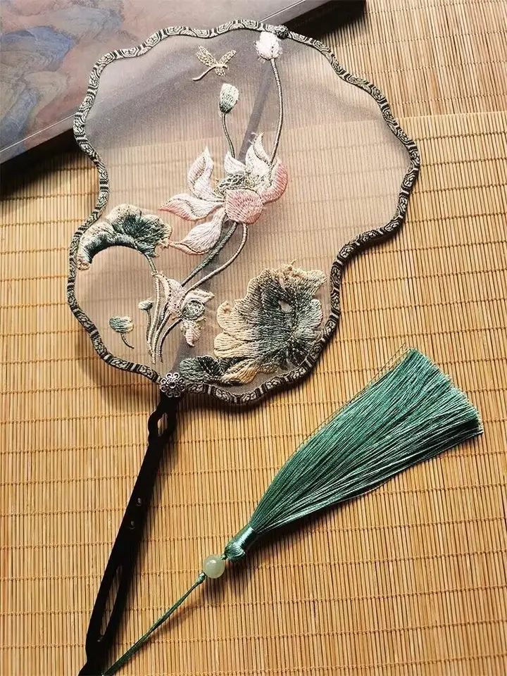 Hanfu fanúšik žien starodávny fanúšik Čínsky štýl výšivok lotosový fanúšik letný klasický palác tanec malý hanfu ručný fanúšik pre ženy