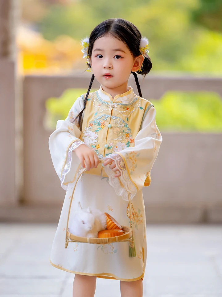 Hanfu Girls Autumn 2024 Dievčatko