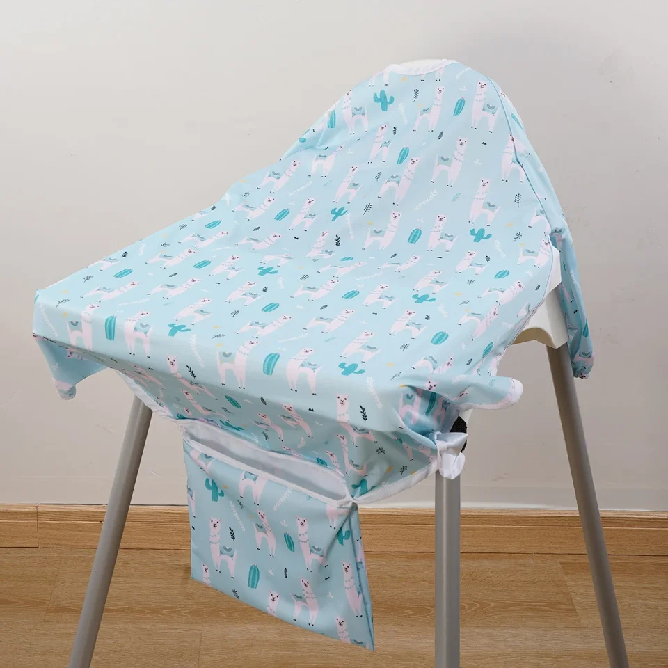 Happyflute jeden kus roztomilé výtlačky Table Používajte plné pokrytie vrecko vodotesná tlač s dlhým rukávom poťahovanie detské kŕmenie Bib
