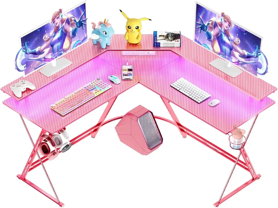 Herný stôl 50,4 ”s výstupmi LED svetla a energie, herná plocha v tvare L v tvare L S povrchom monitora, stojan na monitor,