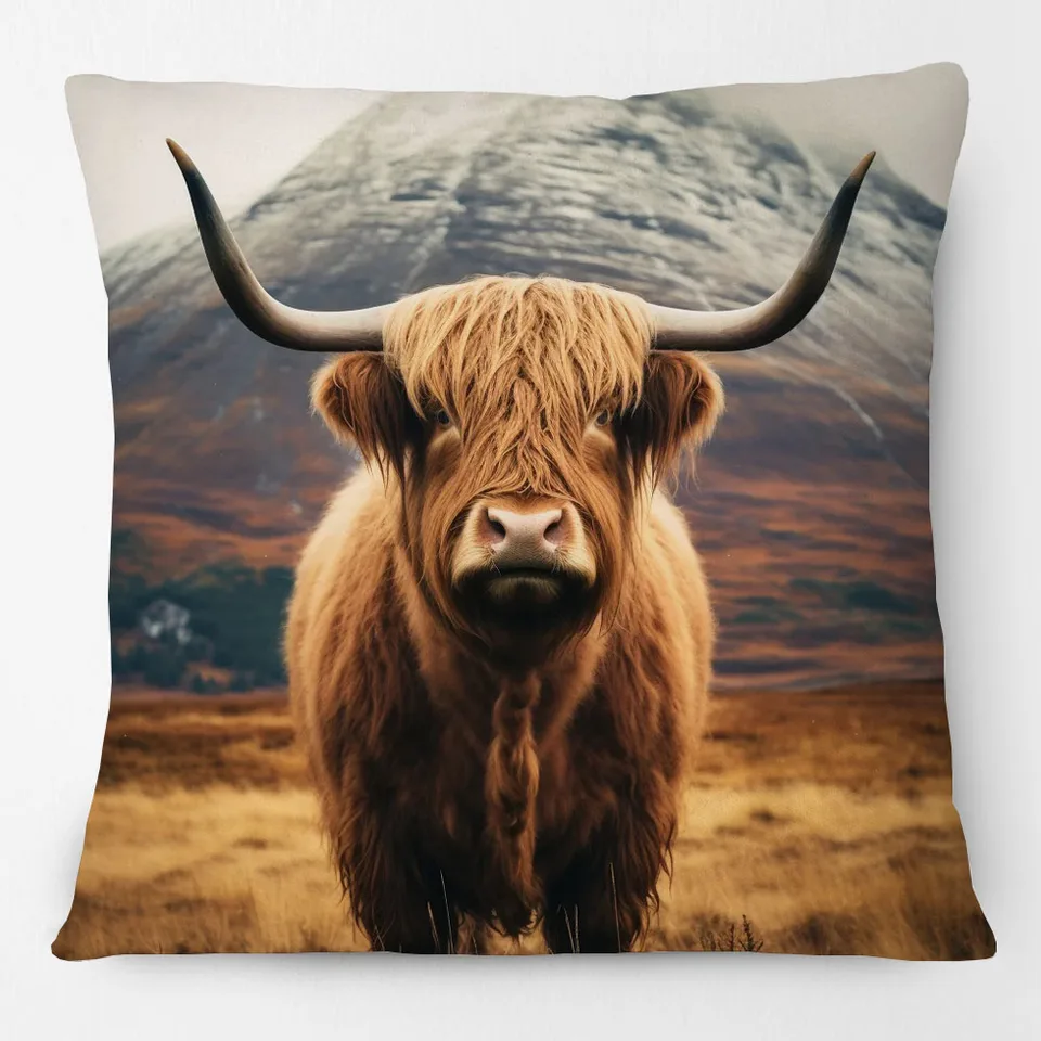 Highland Cow Mountains Plaght Forest Animals Cushion pokrývajú európske moderné dekorácie vankúš