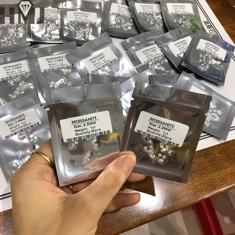 HMJ malá veľkosť okrúhly Moissanit Stone 0,8-2,9 mm voľné drahokamy 1,0 Carat D farba čierna VVS1 Vynikajúci strih pre výrobu šperkov