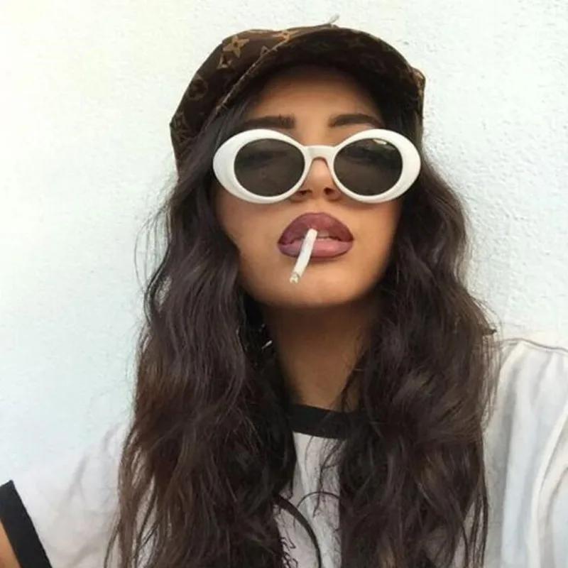 Hopové okuliare Hip Hop Hop Oval Slnečné okuliare Dámy Trendy Hot Vintage Retro Round Round Slnečné okuliare Dámske biele čierne okuliare UV400 Goggle