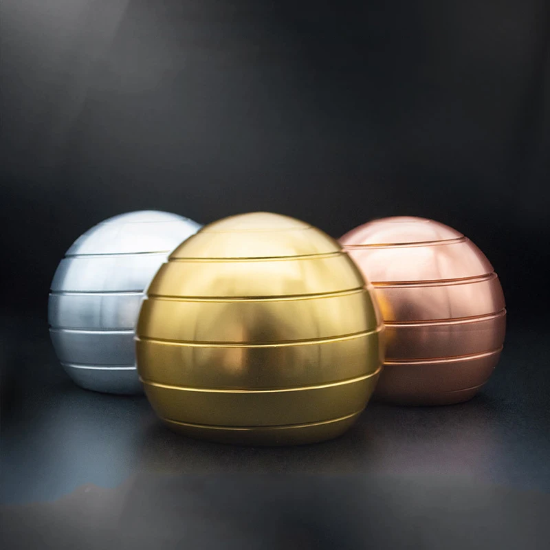 Horúce dospelé detské stolné stresové reliéf kovové hračky Dekompresia Dekompresia Hypnóza rotačný prst prsta Gyro Toy Kinetic Round Spinner Darček