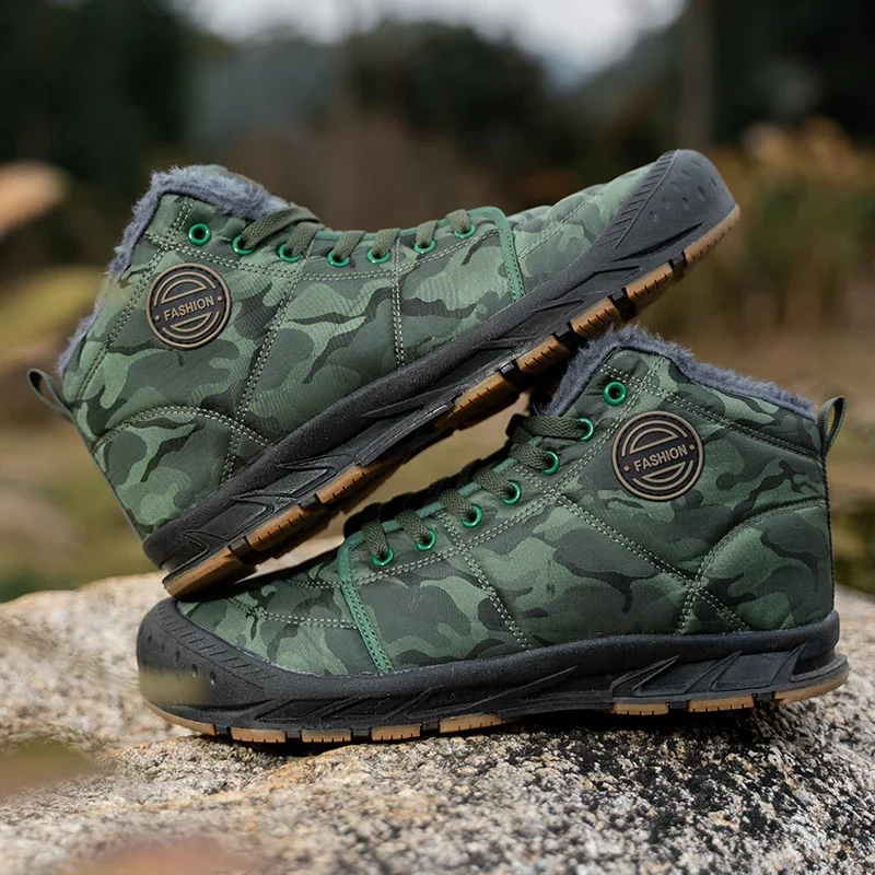 Horúce predávajúce mužské turistické topánky Nové protišmykové poľovníctvo Outdoor Outdoor Comfort High Top Leathers-rezistentné topánky