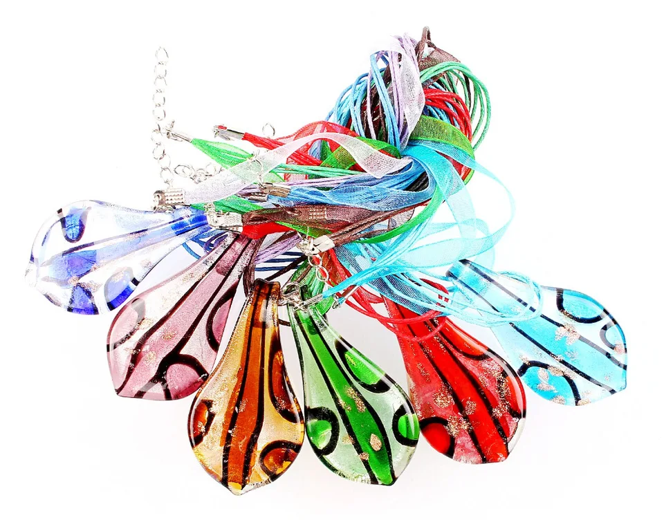 Horúce predávané Veľkoobchod 6ks Murano Lampwork Glass Footprint Prívesok Náhrdelníky pre ženy