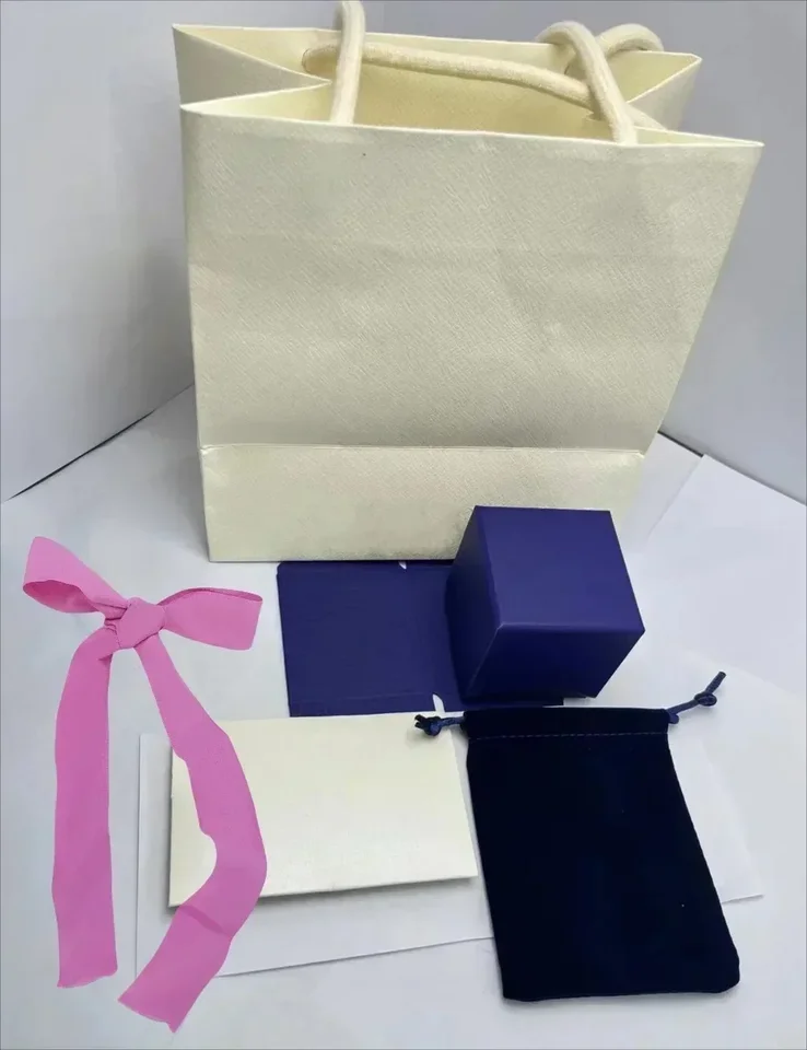 Horúci predaj Fashion Diamond Series náušnice Rings Darčeky Darčeky šperky Balenie Balenie Balenie veľkoobchodný pre darček