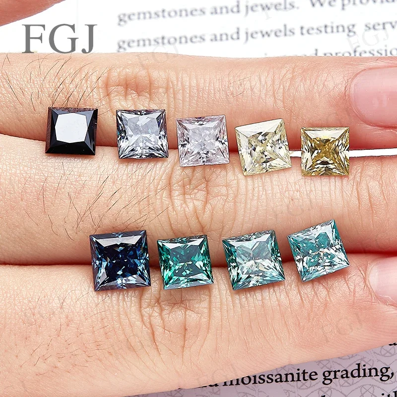 HOT PREDAJ FASCTORY CENA MOISSANITE REDACKÁ PRINCESS Cut Loose Stone Mnoho farebných laboratórnych drahokamov s GRA Certifikované korálky kúzla