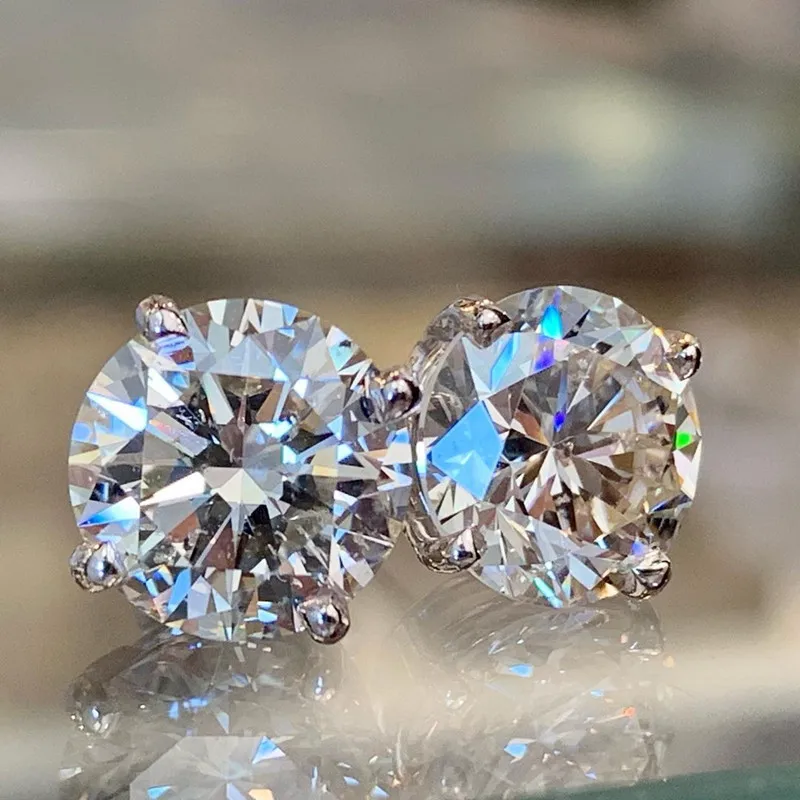 Huitan Classic 4 Claws Cubic Zirconia Dámske náušnice Crystal Cz Minimalistické ušné uši luxusné svadobné večné šperky 2021
