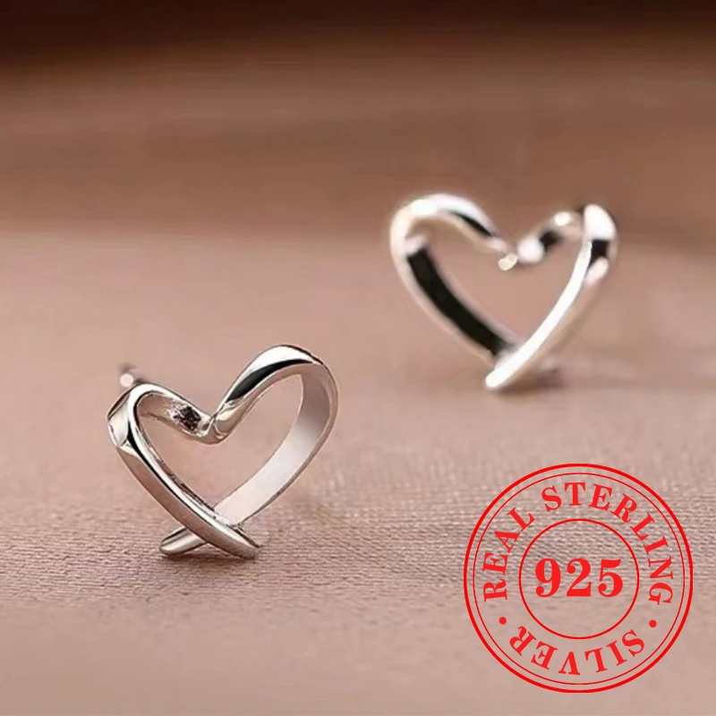 Huitan Romantic Hollow Heart Stud náušnice pre ženy