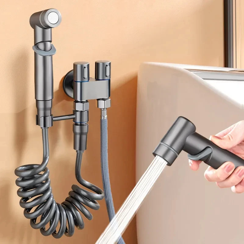 Hygienická sprcha pre kúpeľňu toaletu bidet sprcha hlava s dvojitým výstupným uhlom ventilu kúpeľňového doplnku bidet toaletné sedadlo