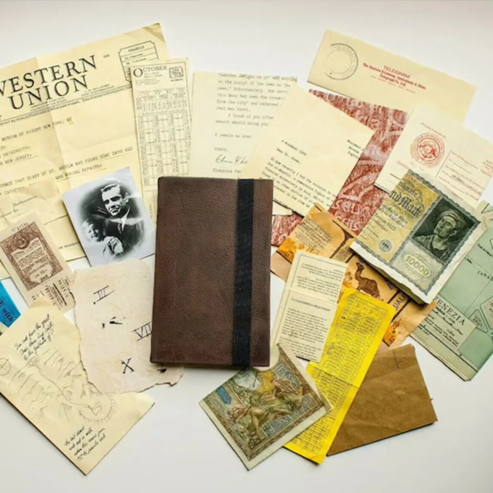 Indiana Jones Grail Diary Prop Replica Denník so skrytými ložiskami