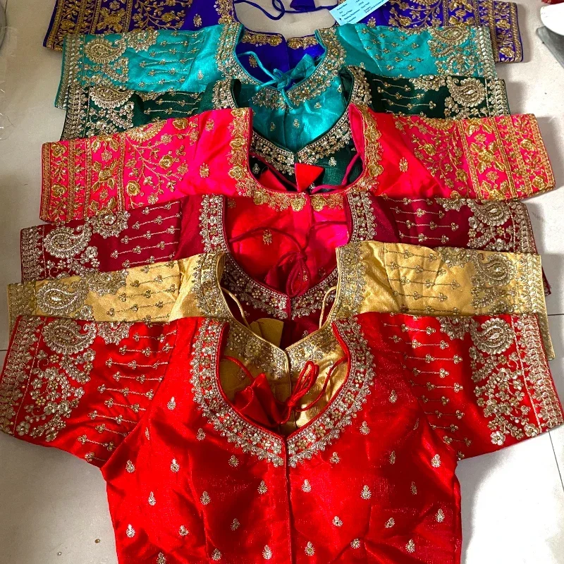 Indické tradičné oblečenie pre ženy Tops Readymade Saree sárne blúzky s krátkym rukávom Top India Choli čierna červená