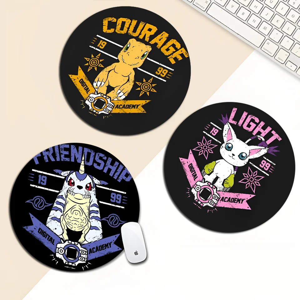 Japonsko Anime DigimonsMall Round Office Student Hering Zhruba písacia podložka bez šklnovania vankúšovej podložky pre počítač s počítačom