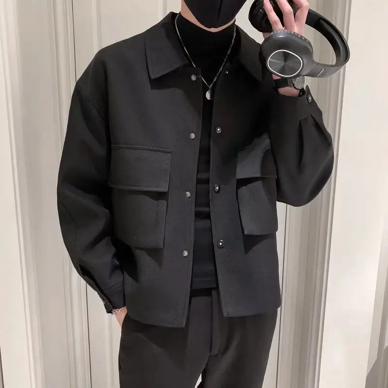 Jarné jesenné vinobranie gombíky Pánske oblečenie s dlhým rukávom Turnwown-Down Golier Spevnené farebné gombíky Cardigan Coats Preppy Style Tops