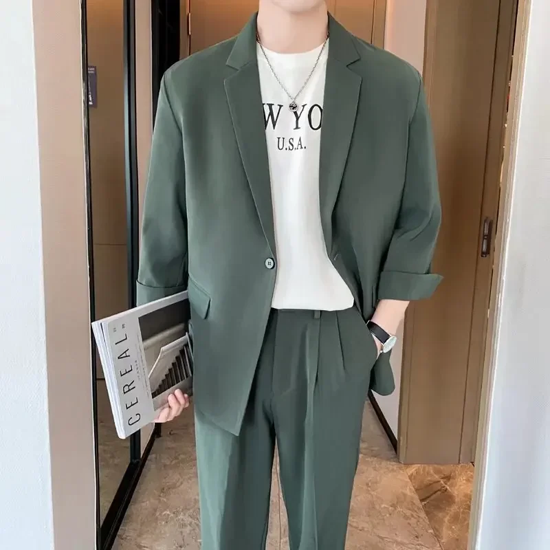 Jarné letné módy tenké pánske ležérne oblečenie Kórea Trend Loose Solid Color 2 -Peting Set Blazer Pants Groom Svadobné šaty večierok