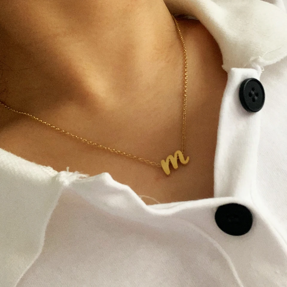 Jednoduchý názov z nehrdzavejúcej ocele AZ Počiatočný list náhrdelník a prívesok pre womem mužov trendy minimalistické abecedné kúzlo šperky