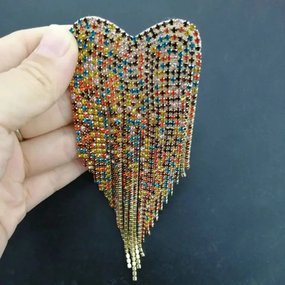 Jemné retro srdiečko epaulette epalelet punk korálkové ramenné šperky dlhé reťaze