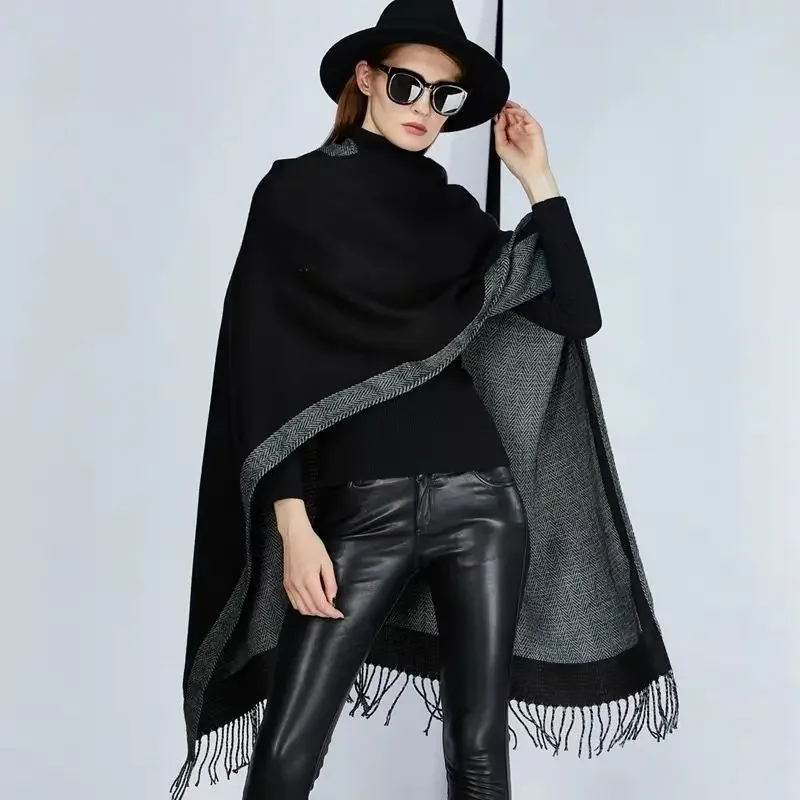 Jesenné a zimné americké štýl Solid Color Tassel Nový šál teplé pletenie Ženy šál žena Poncho Lady Capes Cloaks T13