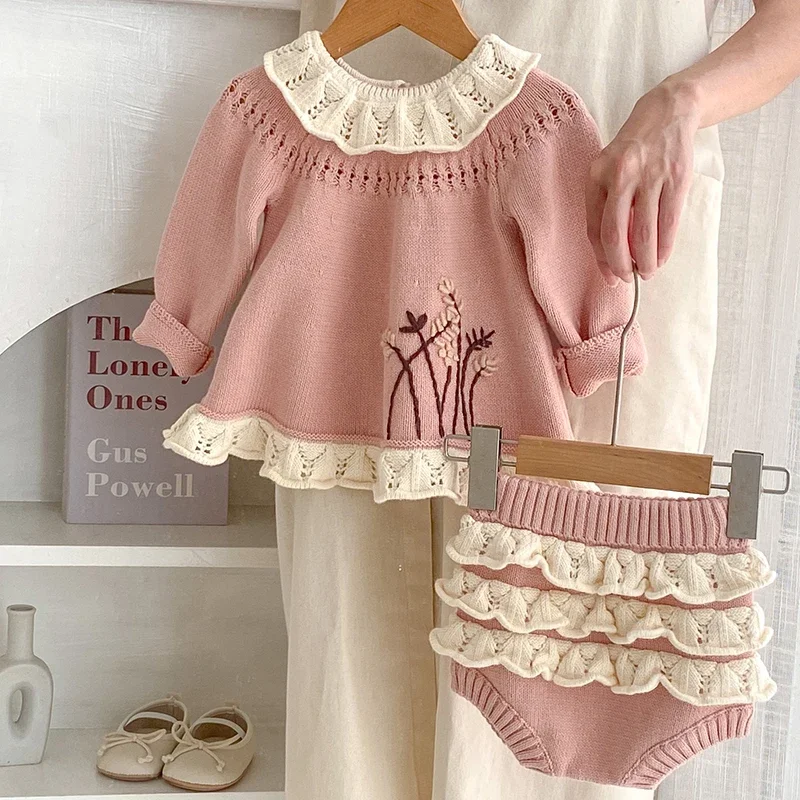 Jesenné detské vonkajšie oblečenie dievčatka Dievčatá Sweater výšivka Set kábel Dievčatko oblečenie batoľa deti pletené pullover topy pp krátka sada