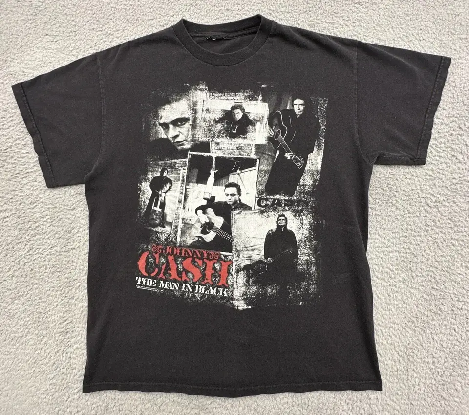 Johnny Cash Muž v čiernej pánskej veľkej tričke 2008
