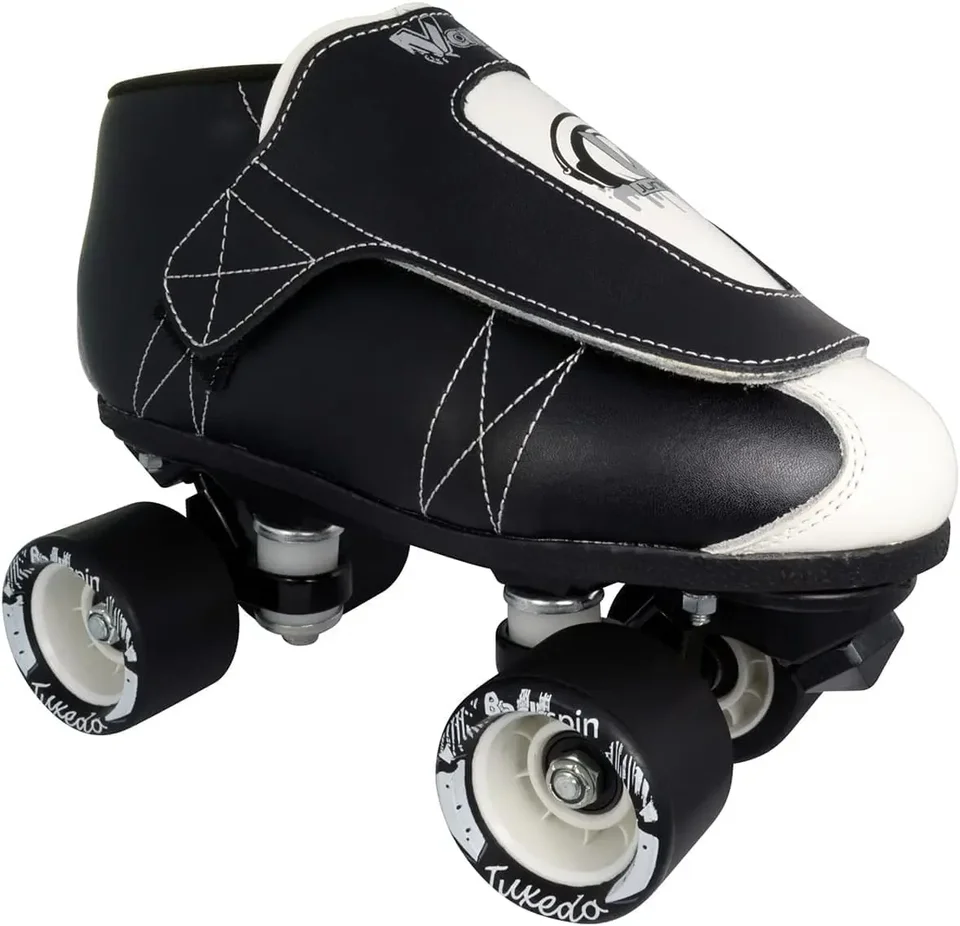 Junior Tuxedo Jam Skates - kryté unisexové korčule pre triky, džem a rýchlostné korčuľovanie